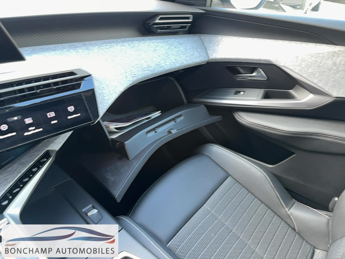 Peugeot 3008 (3) 1.2 HYBRID 136 E-DCS6 ALLURE — photo 14
