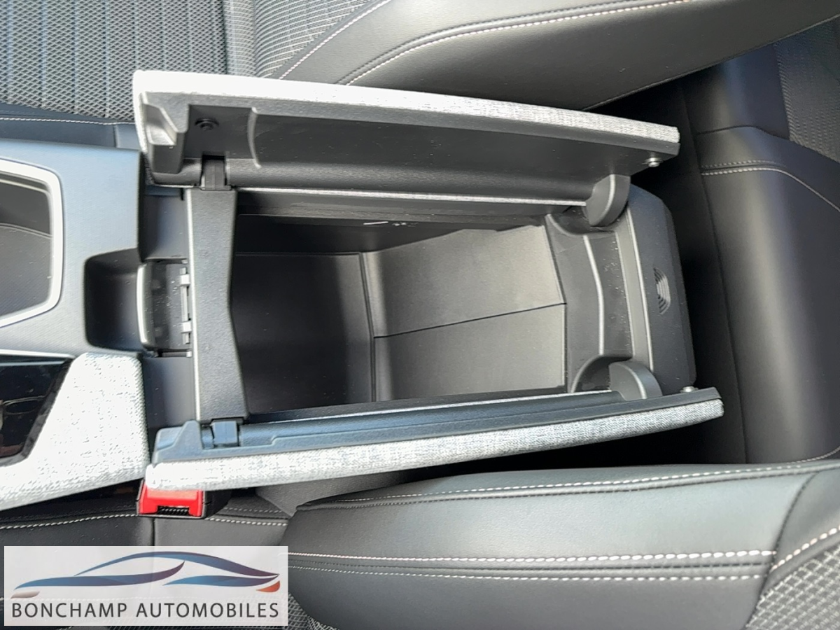 Peugeot 3008 (3) 1.2 HYBRID 136 E-DCS6 ALLURE — photo 16