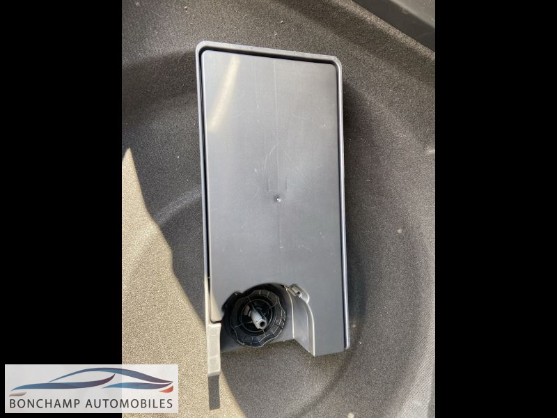 Peugeot 3008 (P84) . — photo 13