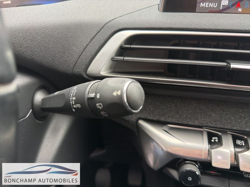 Peugeot 3008 (2) 1.6 BLUEHDI 120 S&S ALLURE — photo 17