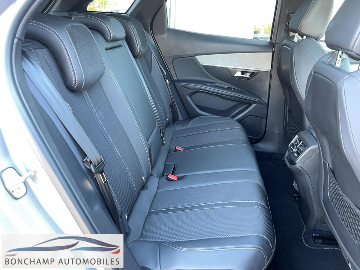 Peugeot 3008 1.5 BHDI . — photo 10