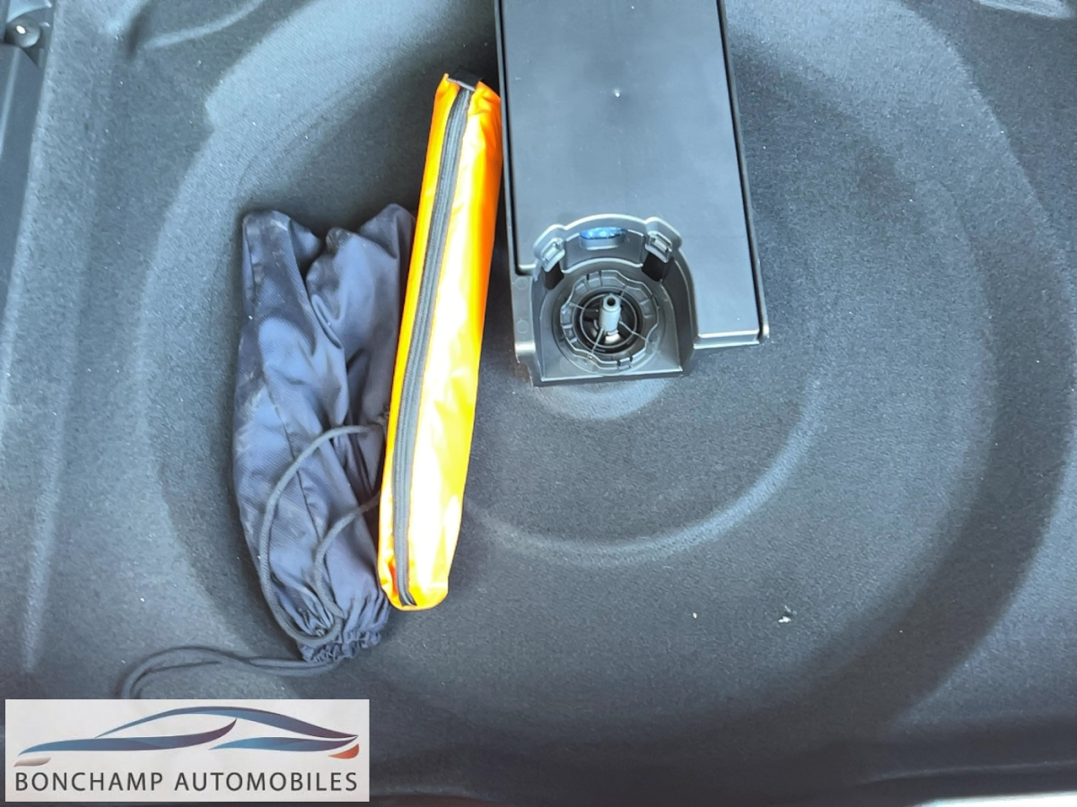Peugeot 3008 1.5 BHDI . — photo 30