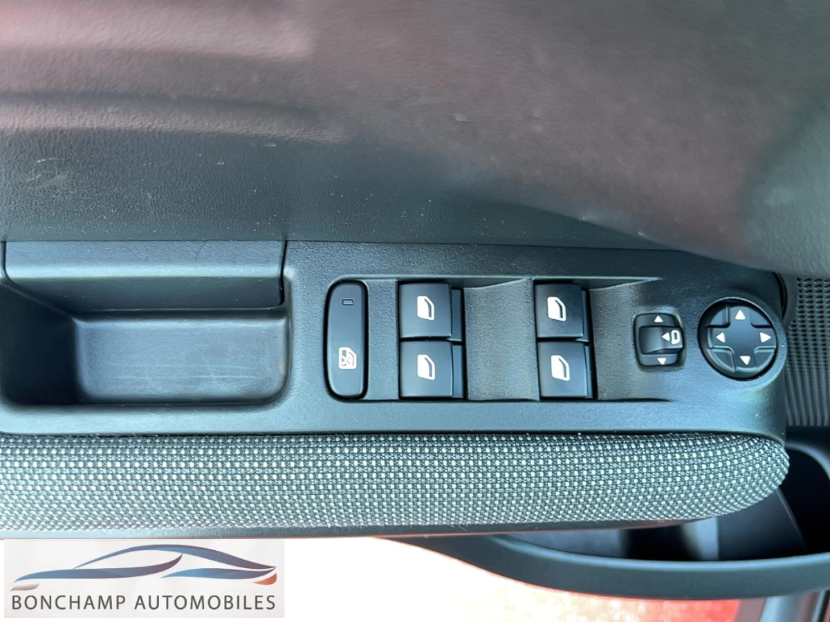 Citroën C3 AIRCROSS 2025 1.5 BLUEHDI – 120 S&S – BV EAT6 SHINE — photo 17