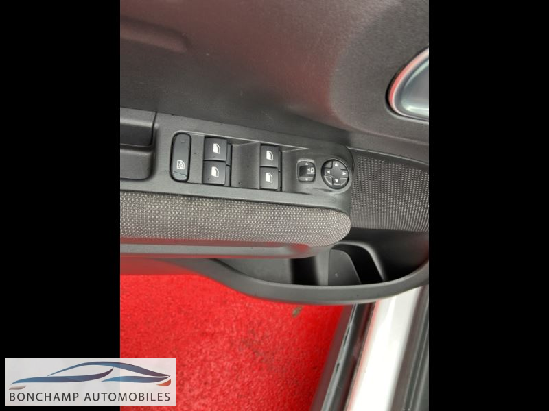 Citroën C3 AIRCROSS 2025 1.5 BLUEHDI – 110 S&S SHINE — photo 16