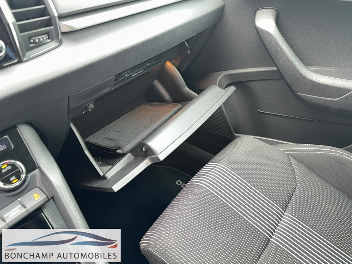 Skoda KAROQ 1.6 TDI SCR – 116 – BV DSG7 BUSINESS — photo 26
