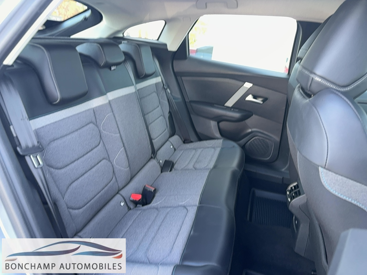 Citroën C4 (3) BlueHDi 130 S&S EAT8 C-Series — photo 11