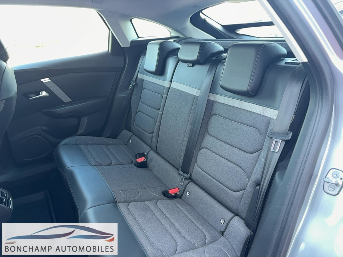 Citroën C4 (3) BlueHDi 130 S&S EAT8 C-Series — photo 12