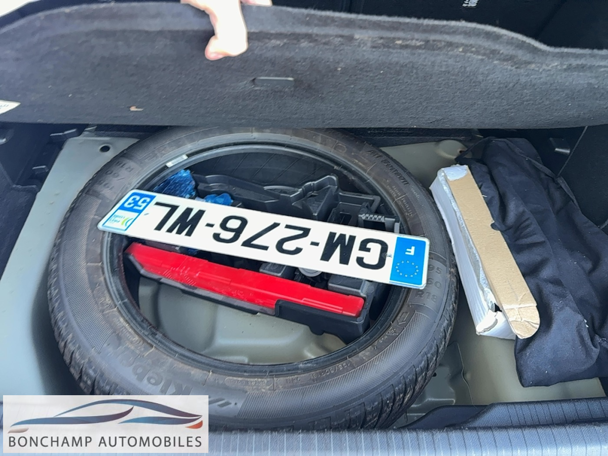 Citroën C4 (3) BlueHDi 130 S&S EAT8 C-Series — photo 16