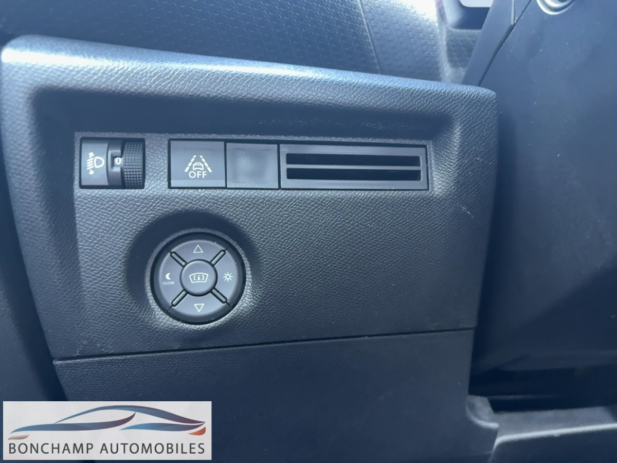 Citroën C4 (3) BlueHDi 130 S&S EAT8 C-Series — photo 20