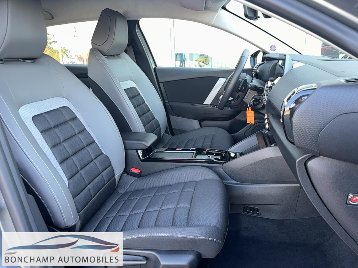 Citroën C4 (3) Hybride 136 e-DSC6 PLUS — photo 10