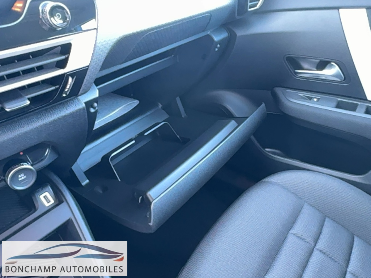 Citroën C4 (3) Hybride 136 e-DSC6 PLUS — photo 19