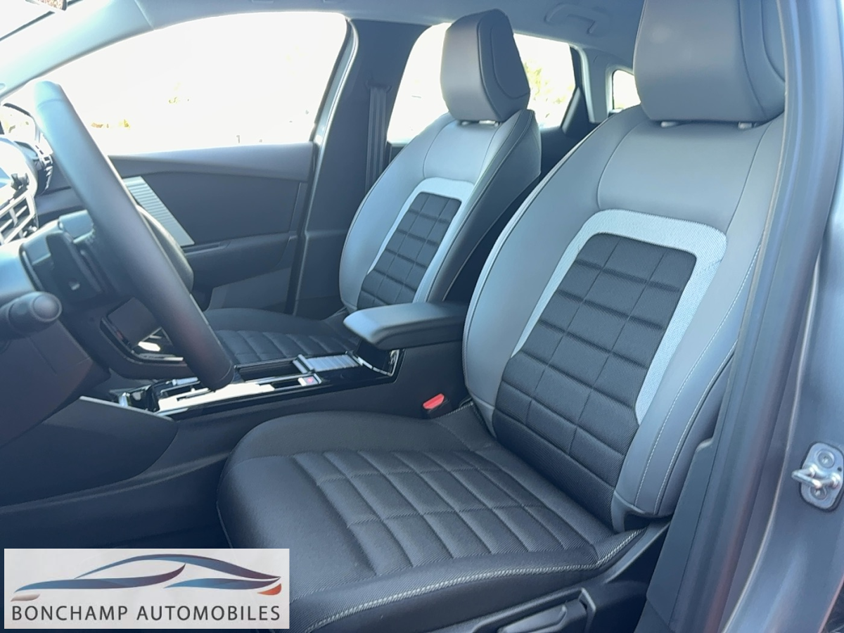 Citroën C4 (3) Hybride 136 e-DSC6 PLUS — photo 9