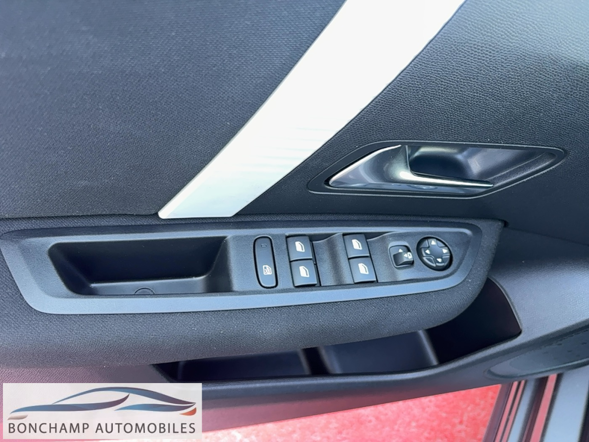 Citroën C4 (3) Hybride 136 e-DSC6 PLUS — photo 17