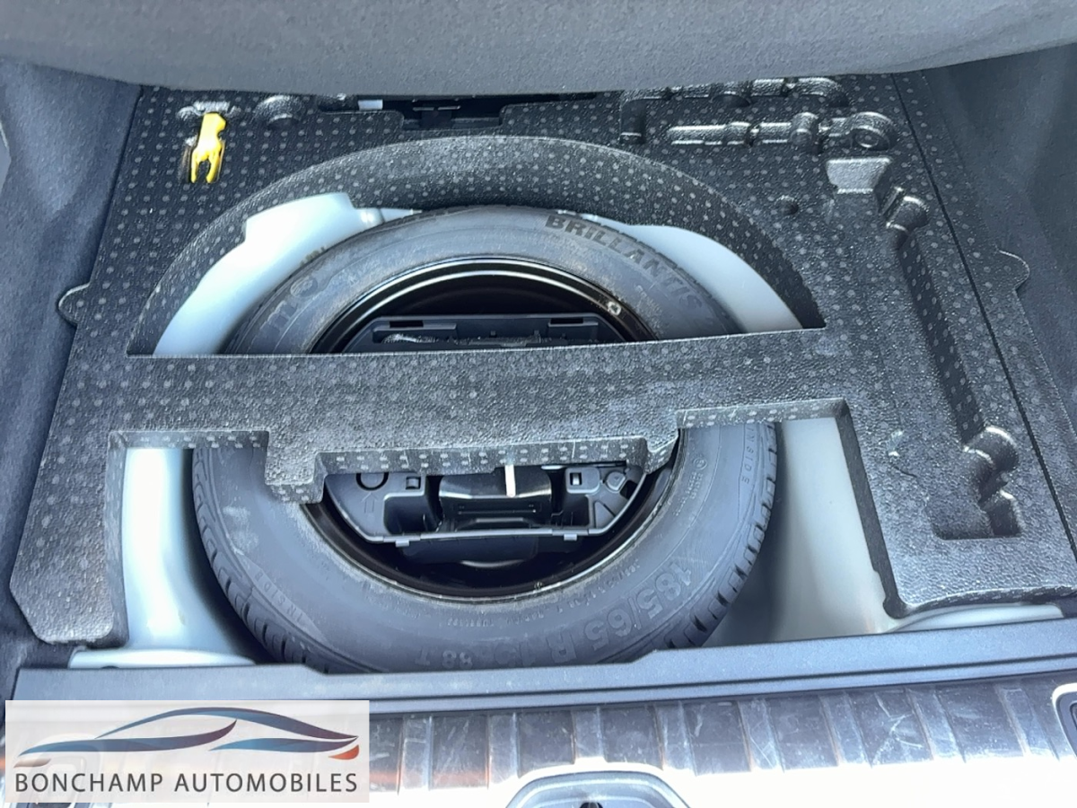 Peugeot 2008 Puretech 130 S&S GT LINE EAT6 — photo 15