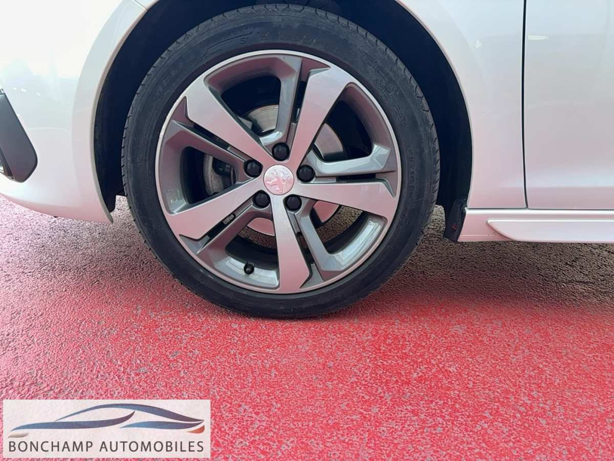 Peugeot 308 II 2013 1.2I PURETECH 12V S&S – 130 GT LINE — photo 5