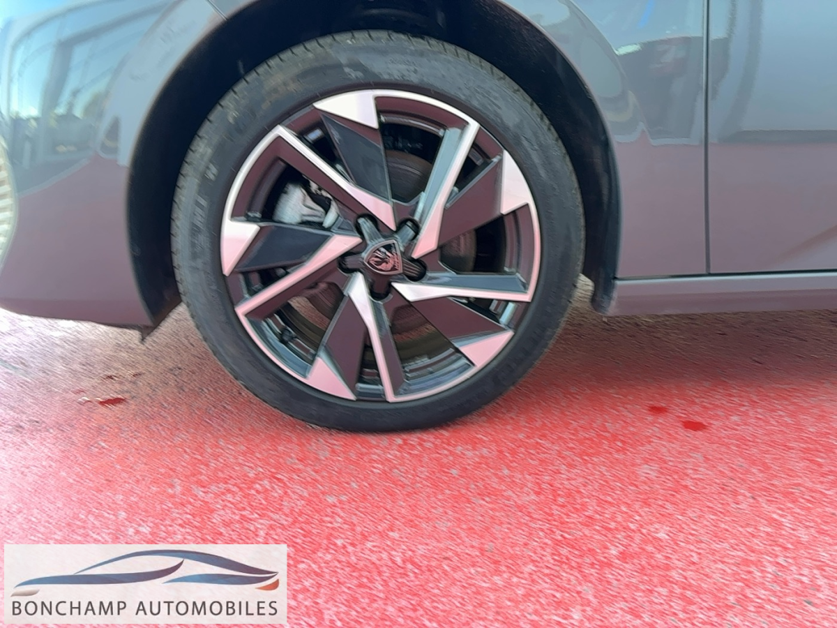 Peugeot 308 SW (3) Hybrid 145 e-DCS6 ALLURE — photo 5