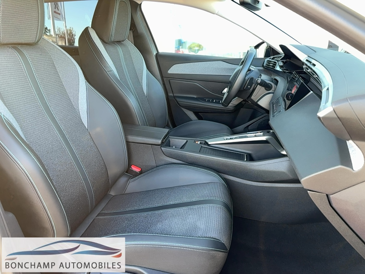 Peugeot 308 SW (3) Hybrid 145 e-DCS6 ALLURE — photo 10