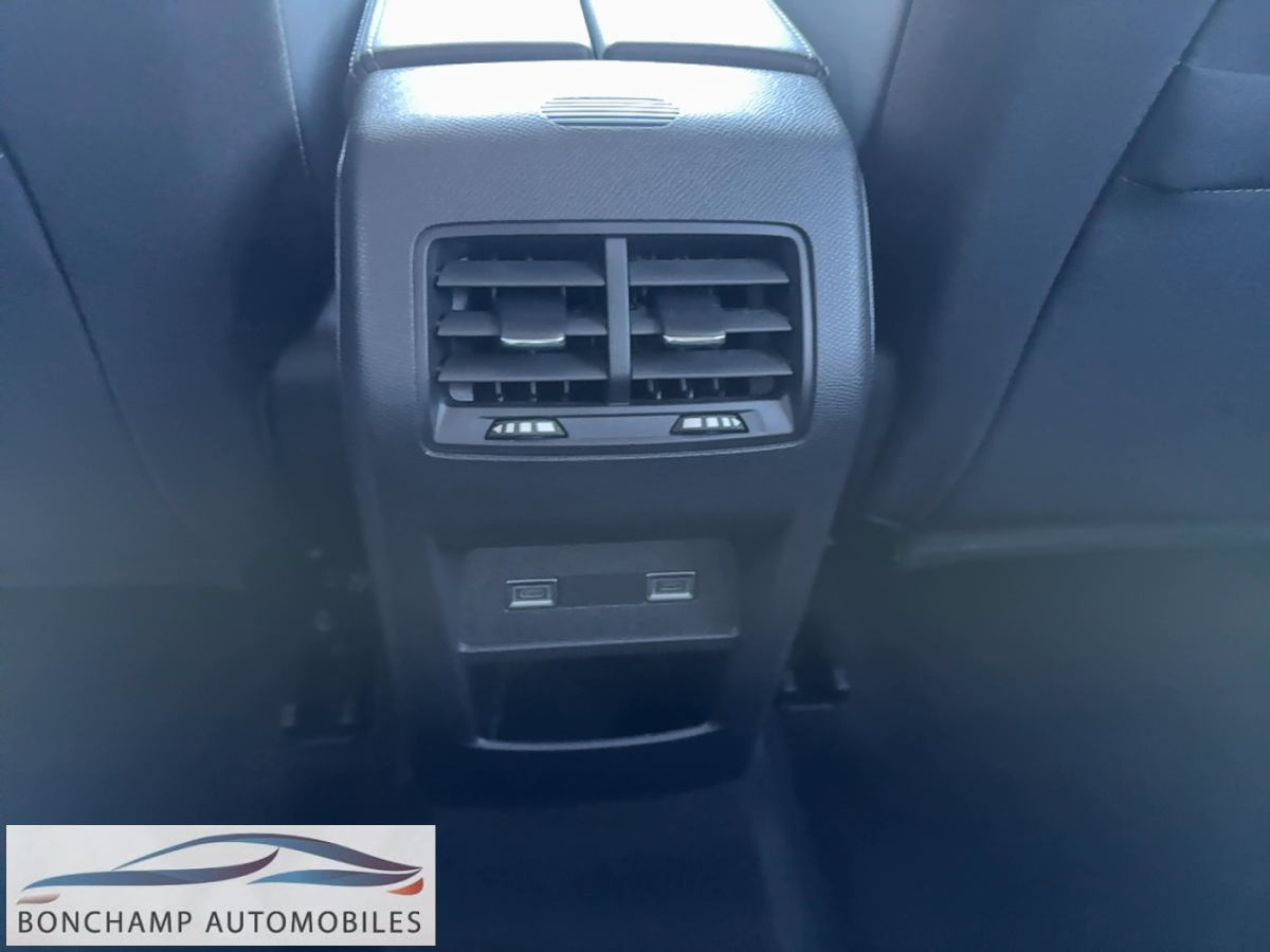 Peugeot 308 SW (3) Hybrid 145 e-DCS6 ALLURE — photo 13