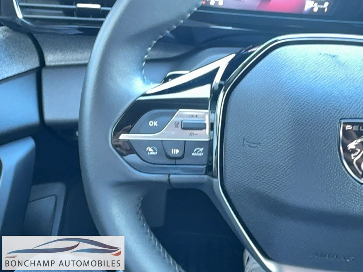 Peugeot 308 SW (3) Hybrid 145 e-DCS6 ALLURE — photo 20