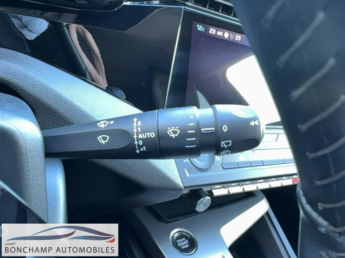 Peugeot 308 SW (3) Hybrid 145 e-DCS6 ALLURE — photo 23