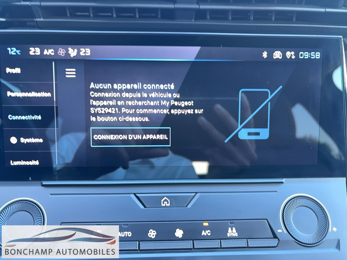 Peugeot 308 SW (3) Hybrid 145 e-DCS6 ALLURE — photo 30