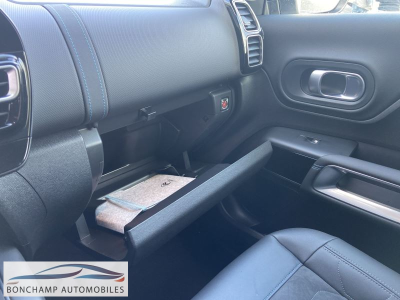 Citroën C5 AIRCROSS BlueHDi 130 S&S EAT8 MAX — photo 28